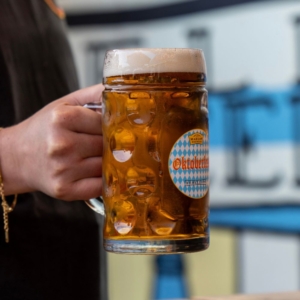 Oktoberfest Stein held